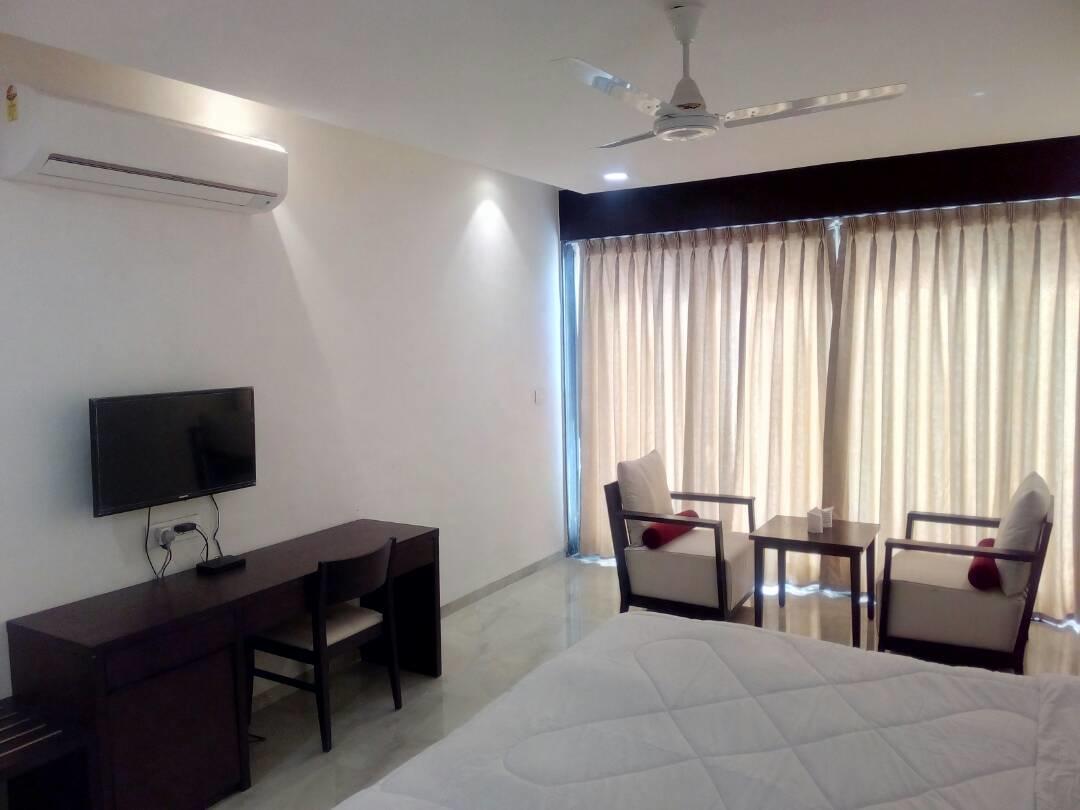 The Meera Hotel Derol Luaran gambar